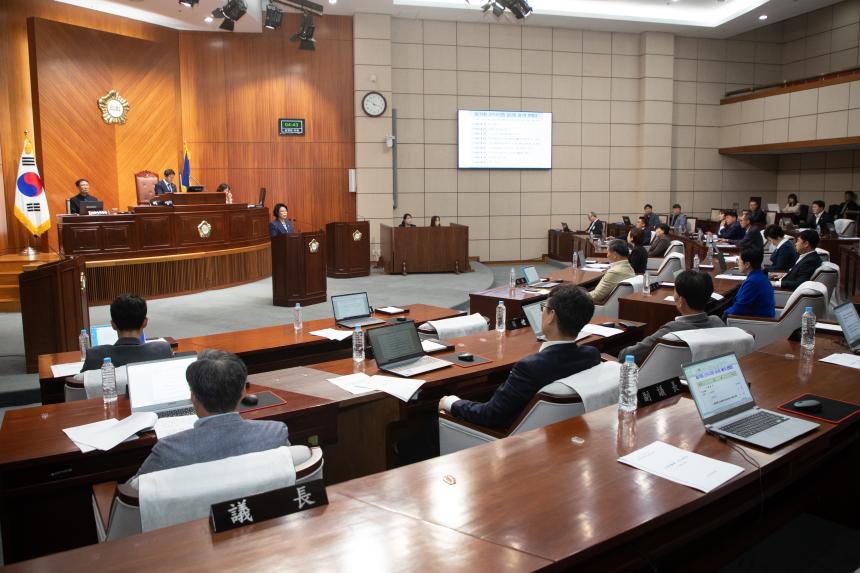 제278회 군산시의회 임시회 제1차 본회의(10-16)