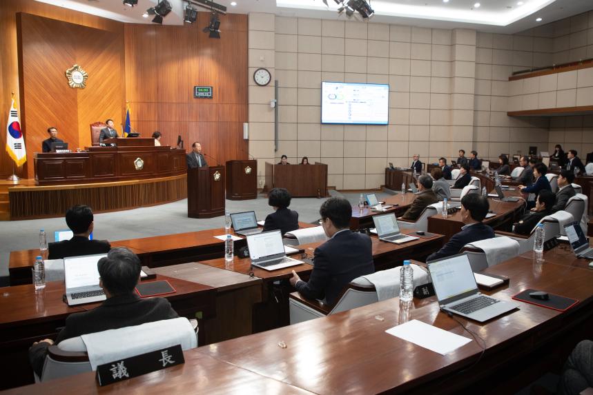 제279회 군산시의회 제2차 정례회 제4차 본회의(12-10)