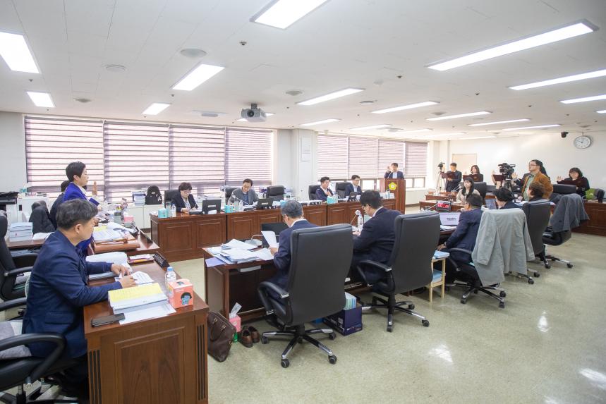 행정복지 위원회 행정사무감사(11-25)