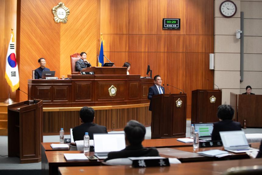 제279회 군산시의회 제2차 정례회 제5차 본회의(12-19)