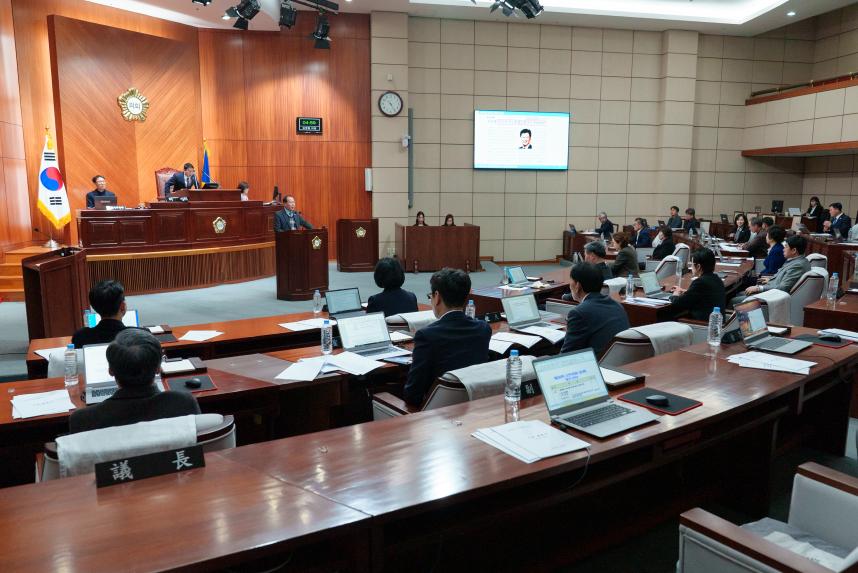 제280회 군산시의회 임시회 제2차 본회의(02-05)