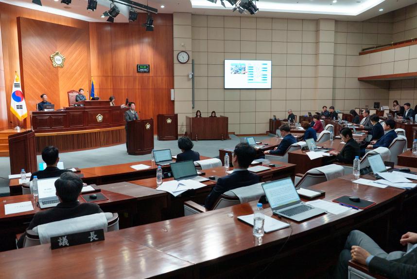 제281회 군산시의회 임시회 제2차 본회의(03-12)