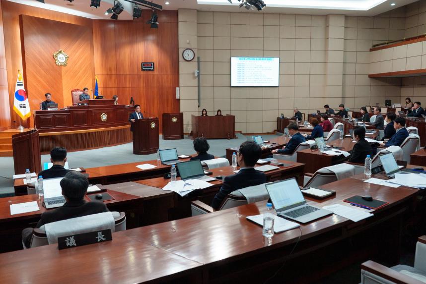 제281회 군산시의회 임시회 제2차 본회의(03-12)