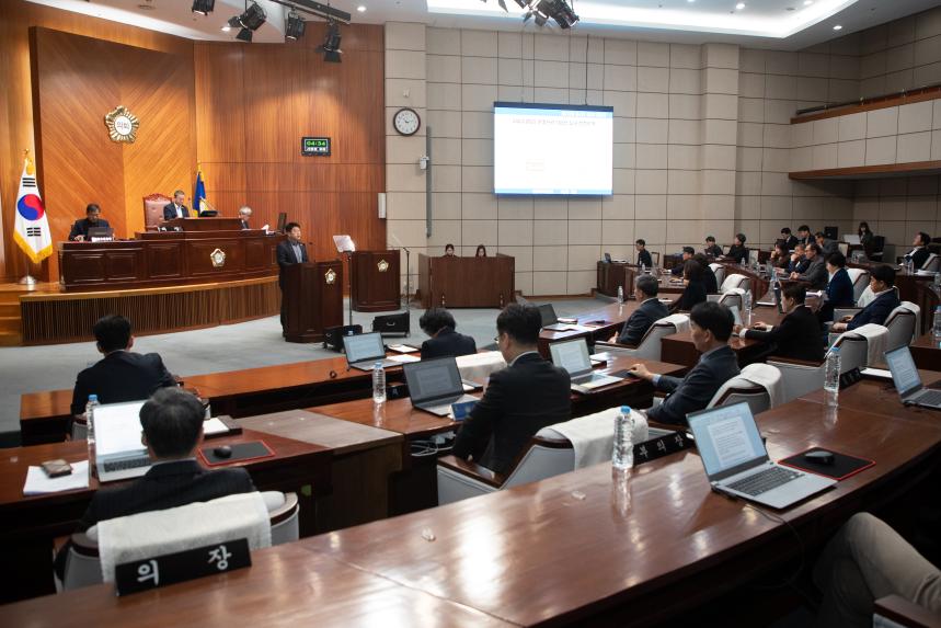 제272회 군산시의회 임시회 제2차 본회의(02-28)