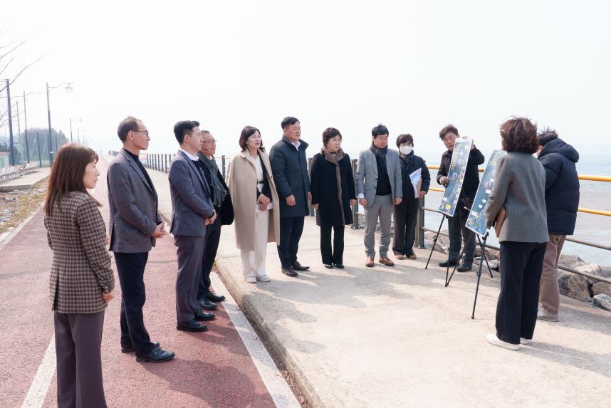 경제건설 위원회 현장방문(내흥동 해안가 산책로 방범용 CCTV 설치사업)(03-09)