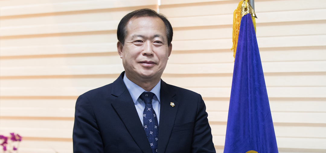 김영일 의원 사진